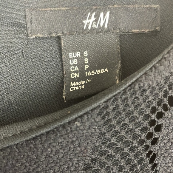 H&M || Women's Black Polka Dot Overlay Dress; Size Small - Picture 4 of 13